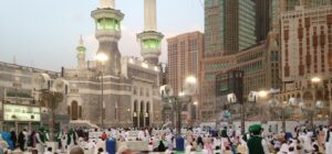 Umrah packages 2024 and 15 days umrah package from pakistan